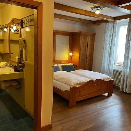 Kaiserkrone Bed & Breakfast 5*