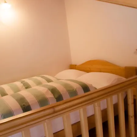 Kaiserkrone Bed & Breakfast 5*